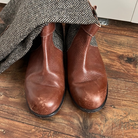 Anthropologie boots- Size 9 - Picture 5 of 8